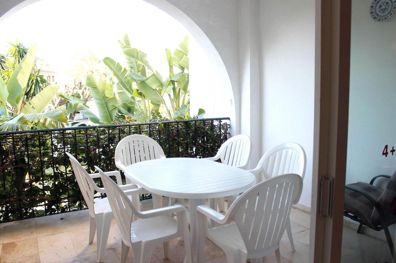Hacienda Beach Estepona Exterior photo